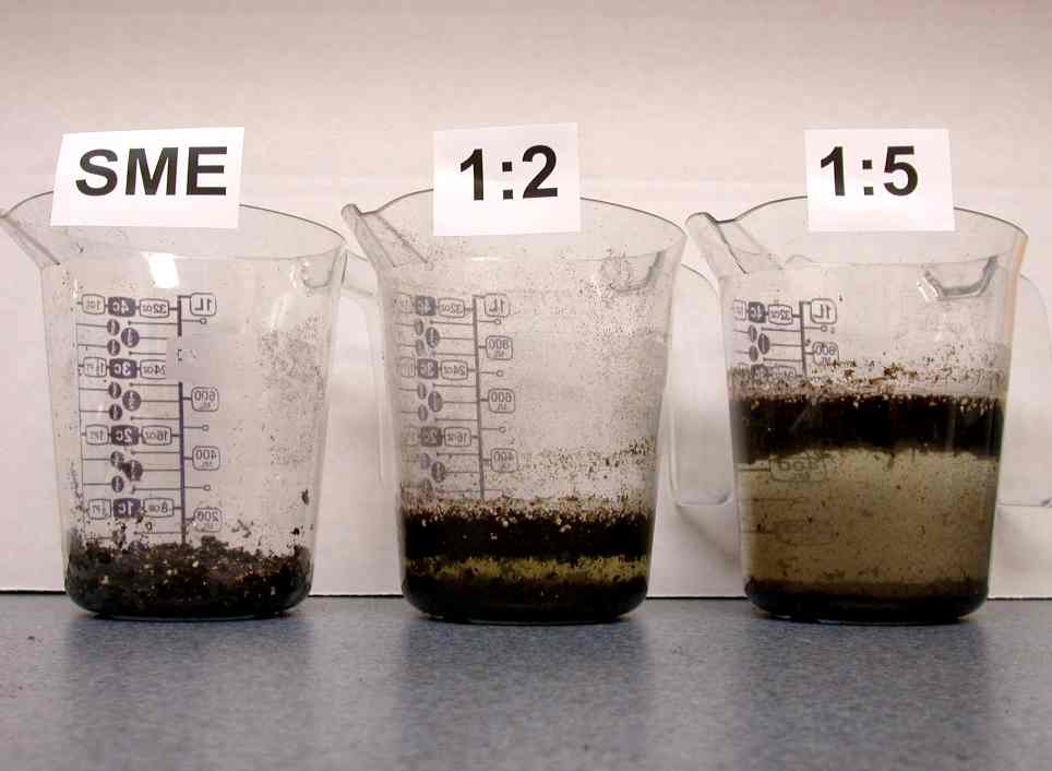 Trois echantillons de substrat prepares avec la methode d'analyse d'echantillon sature