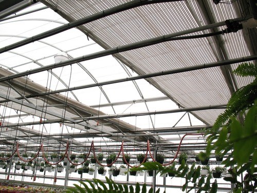 shade curtain pointers on greenhouse heating and energy conservation